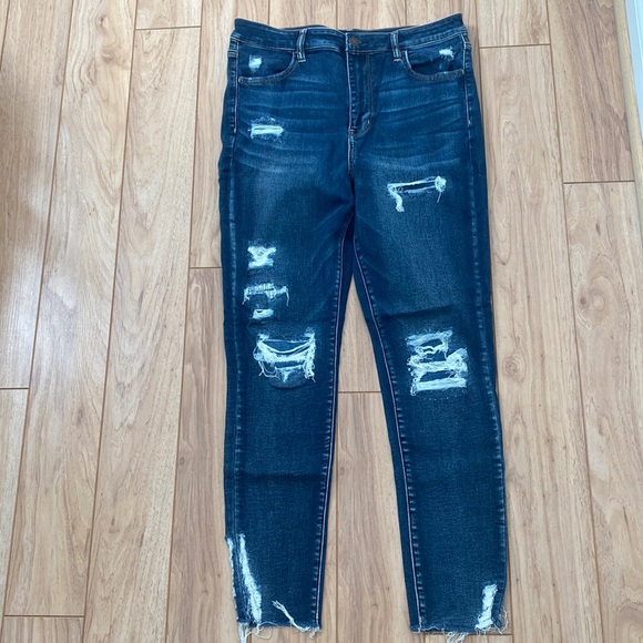 American Eagle Outfitters Denim - American Eagle Super HI-Rise Jegging / NE(X)T LEVEL STRETCH